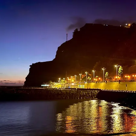 Coastal Serenity Ground Floor Ocean Views With Private Parking In Calheta * Estreito Da Calheta