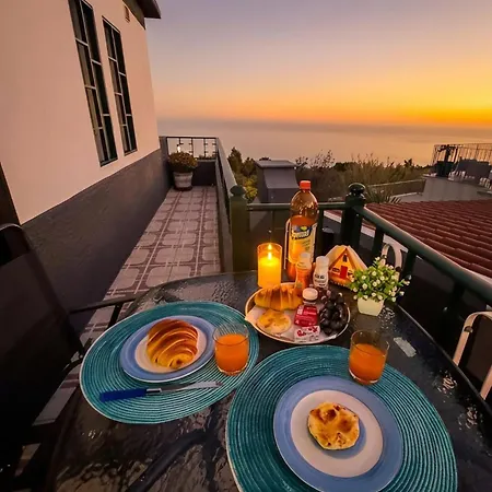 Coastal Serenity Ground Floor Ocean Views With Private Parking In Calheta * Estreito Da Calheta